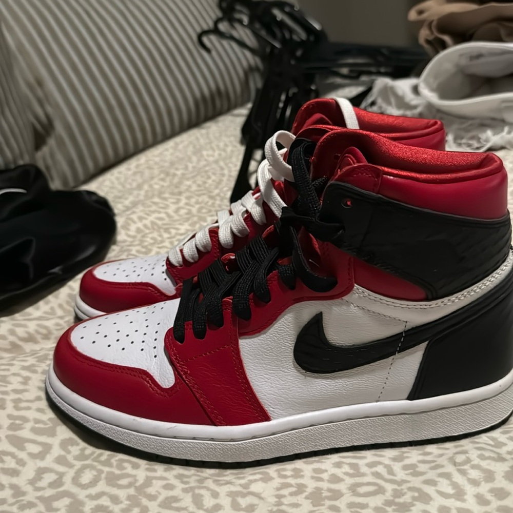 Nike Jordan's worn once size 6.5